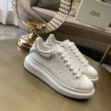 Alexander Mcqueen Low Shoes